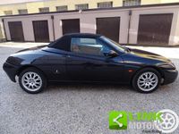 usata Alfa Romeo Spider 2.0i JTS 166cv