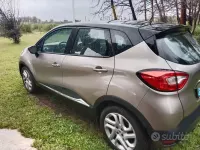Usata Renault Captur 110 CV (80 kW) 2015 Grigio SUV