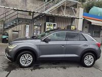 Usata VW T-Roc Life 116 CV (85 kW) 2023 Grigio SUV
