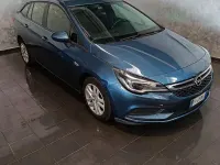Usata Opel Astra 105 CV (77 kW) 2016 Blu Station wagon