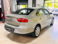 Usata Seat Toledo Style 105 CV (77 kW) 2014 Bronzo Utilitaria