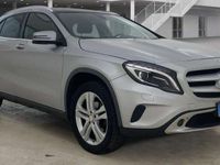 Usata Mercedes GLA200 Premium 156 CV (114 kW) 2016 Argento SUV