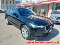 Usata Volvo XC60 Momentum 197 CV (144 kW) 2020 Nero metallizzato SUV