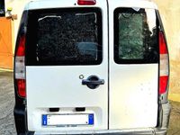 Usata Fiat Doblò 63 CV (46 kW) 2004 Monovolume