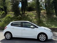 Usata Peugeot 208 82 CV (60 kW) 2013 Bianco Utilitaria