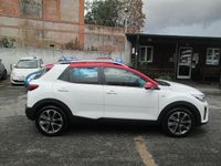 Usata Kia Stonic Urban 100 CV (73 kW) 2019 Bianco SUV