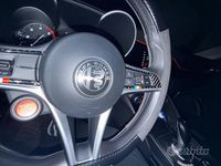 Usata Alfa Romeo Giulia 150 CV (110 kW) 2018 Bianco Berlina