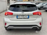 Usata Ford Focus Active 120 CV (88 kW) 2019 Bianco Berlina