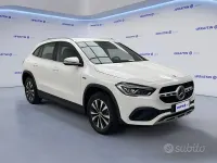 Usata Mercedes GLA250 Business 160 CV (117 kW) 2021 Bianco SUV