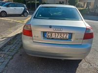 Begagnad Audi A4 Ambiente 131 HK (96 kW) 2003 Grå Sedan