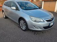 Usata Opel Astra Cosmo 125 CV (91 kW) 2011 Grigio Station wagon