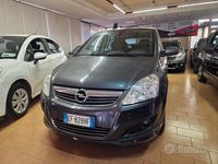 Usata Opel Zafira 125 CV (91 kW) 2011 Grigio Monovolume
