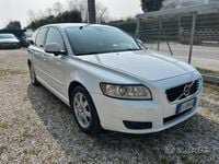 Usata Volvo V50 Plus 114 CV (83 kW) 2010 Bianco Station wagon