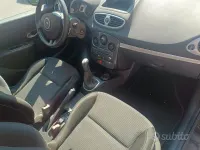 Usata Renault Clio 58 CV (42 kW) 2012 Nero Utilitaria