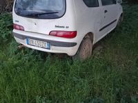 Usata Fiat 600 54 CV (39 kW) 2000 Bianco Berlina