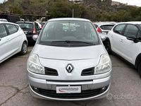 Usata Renault Modus Dynamique 85 CV (62 kW) 2009 Grigio Monovolume