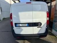 Usata Fiat Doblò Lounge 95 CV (69 kW) 2021 Bianco Monovolume