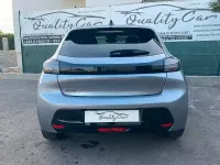Usata Peugeot 208 Allure 100 CV (73 kW) 2025 Grigio Utilitaria
