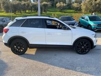 Usata VW T-Roc Advance 116 CV (85 kW) 2021 Bianco SUV