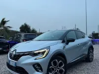 Usata Renault Captur 101 CV (74 kW) 2020 Grigio SUV