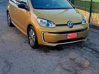 Usata VW e-up! 60 kW (82 CV) 2021 Giallo Utilitaria