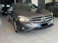 Usata Mercedes A180 Edition 108 CV (79 kW) 2014 Grigio Berlina