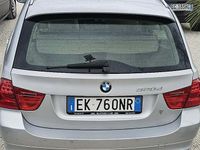 Usata BMW 320 Efficient Dynamics 183 CV (134 kW) 2011 Grigio Station wagon