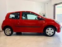 Usata Renault Twingo 75 CV (55 kW) 2012 Rosso Utilitaria