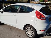 Usata Ford Fiesta 2012 Bianco Utilitaria