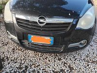 Usata Opel Agila Enjoy 68 CV (50 kW) 2009 Nero Utilitaria