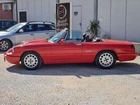 Usata Alfa Romeo Spider 129 CV (94 kW) 1991 Rosso Cabrio