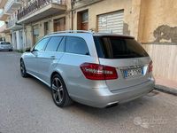 Usata Mercedes E350 272 CV (200 kW) 2011 Grigio Berlina