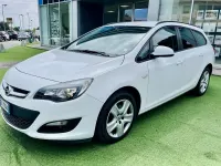 Usata Opel Astra 110 CV (80 kW) 2014 Bianco Station wagon