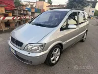Usata Opel Zafira Eco 97 CV (71 kW) 2005 Grigio Monovolume