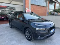 Usata Citroën C4 Shine 99 CV (72 kW) 2017 Nero SUV