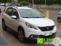 Usata Peugeot 2008 Allure 100 CV (73 kW) 2017 Bianco SUV
