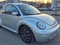 Usata VW New Beetle 102 CV (75 kW) 2001 Argento Utilitaria