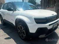 Usata Jeep Avenger Summit 101 CV (74 kW) 2024 Bianco SUV