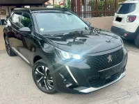 Usata Peugeot 2008 Allure 131 CV (96 kW) 2022 Nero SUV