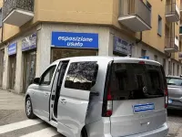Usata VW Caddy 102 CV (75 kW) 2021 Grigio metallizzato Monovolume