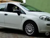 Usata Fiat Grande Punto 75 CV (55 kW) 2014 Bianco Utilitaria