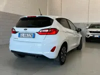 Gebraucht Ford Fiesta Titanium 75 PS (55 kW) 2022 Weiß Kleinwagen