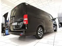 Usata Peugeot Traveller Business-Line 180 CV (132 kW) 2025 Nero Monovolume