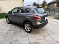 Usata Nissan Qashqai Acenta 131 CV (96 kW) 2013 Grigio SUV