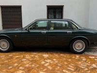 Usata Jaguar XJ12 311 CV (228 kW) 1994 Verde Berlina