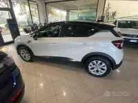 Usata Renault Captur 92 CV (67 kW) 2022 Bianco SUV