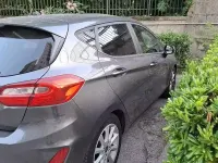 Usata Ford Fiesta 85 CV (62 kW) 2017 Grigio Utilitaria