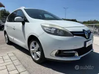 Usata Renault Scénic 110 CV (80 kW) 2014 Bianco Monovolume