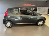 Usata Peugeot 107 68 CV (50 kW) 2006 Nero Utilitaria