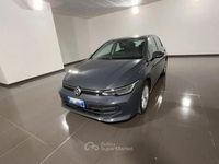 Usata VW Golf VIII Life 116 CV (85 kW) 2025 Gray Berlina
